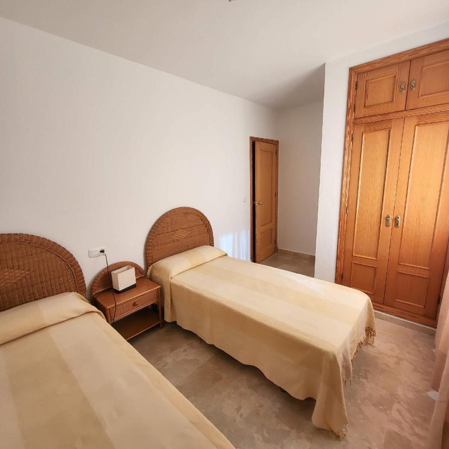 Vakantiehuis Casa Amplia Adosada Al Lado De La Playa