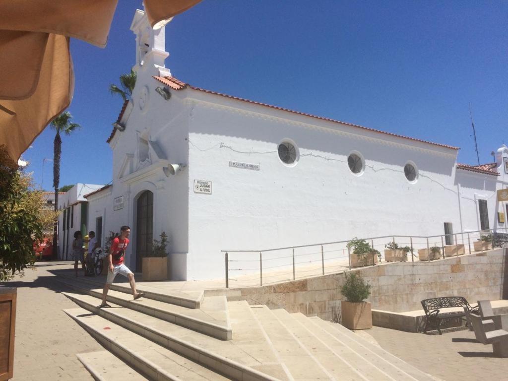 Casa Amplia Adosada Al Lado De La Playa